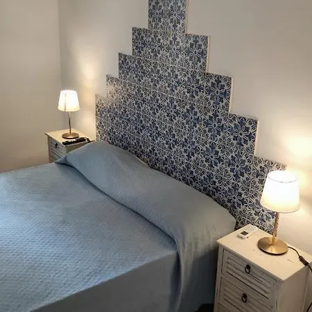 L Acquamarina A Guest house *